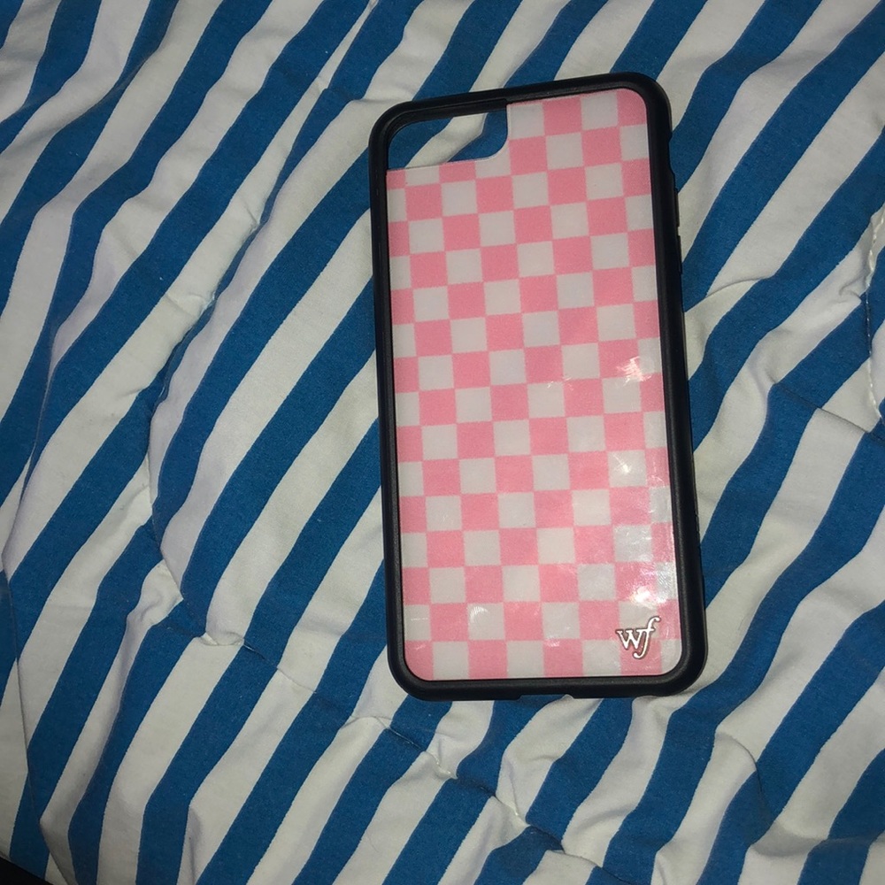 Wildflower iPhone 8 Plus pink checkered